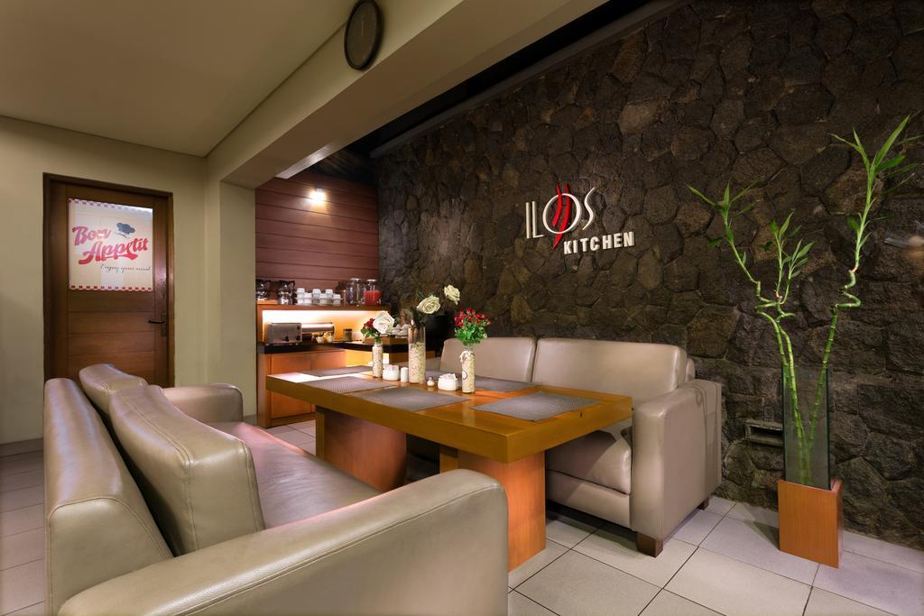 Ilos Hotel Bandung Extérieur photo