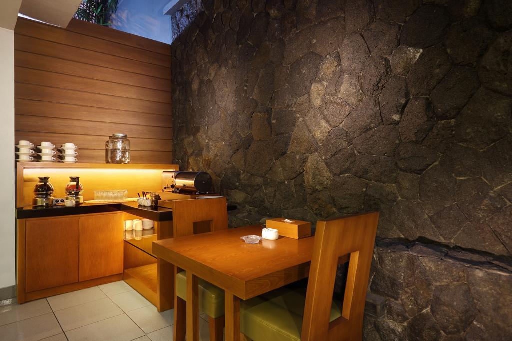 Ilos Hotel Bandung Extérieur photo